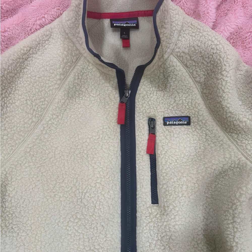 Patagonia Cream Fleece with Red Accents